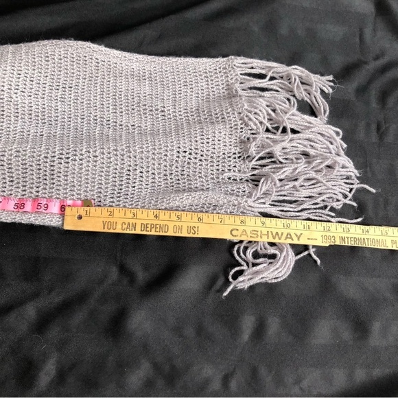 Knit Tube Infinity Scarf with Fringes - Picture 13 of 15